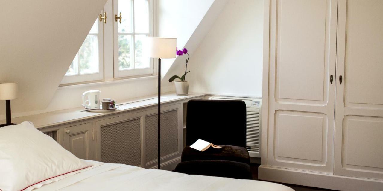 Guest House La Maison Chantecler Uccle Exteriör bild